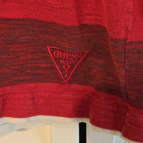 Guess Men’s Red & Brown Striped Henley T-Shirt – Size M - Picture 3 of 4